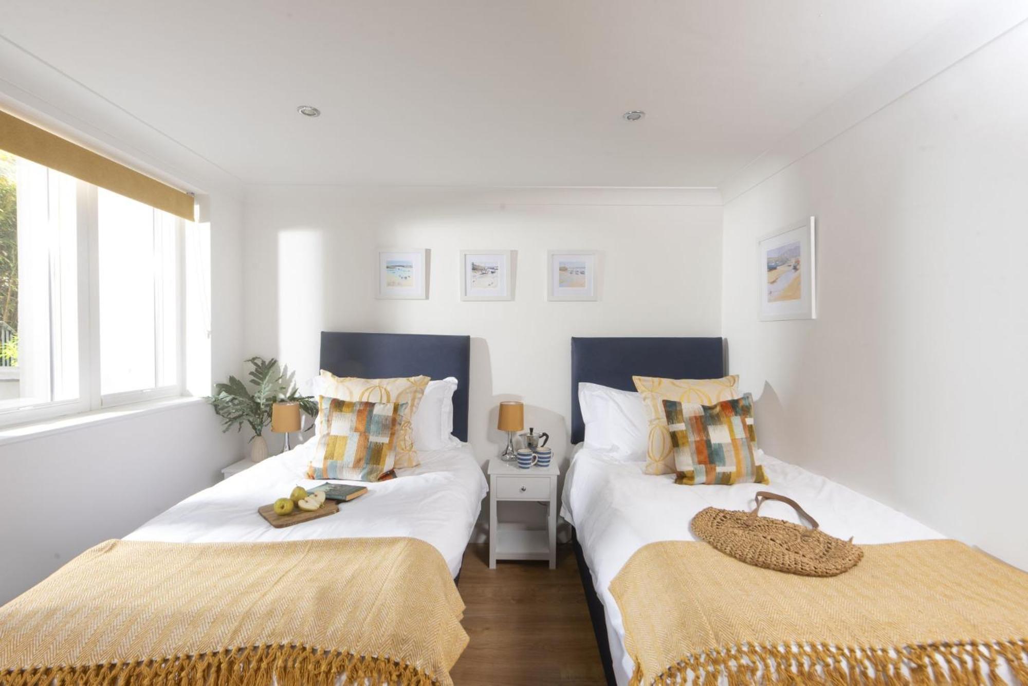 Holiday home Porthminster Skies, *